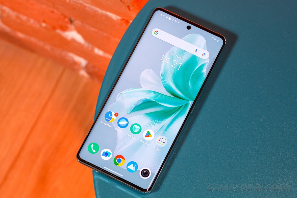 Cầm 13 triệu rinh ngay ‘bậc thầy nhiếp ảnh’ vivo V30, ngoại hình cực đẹp, giá rẻ qua mặt Galaxy S24, iPhone 15