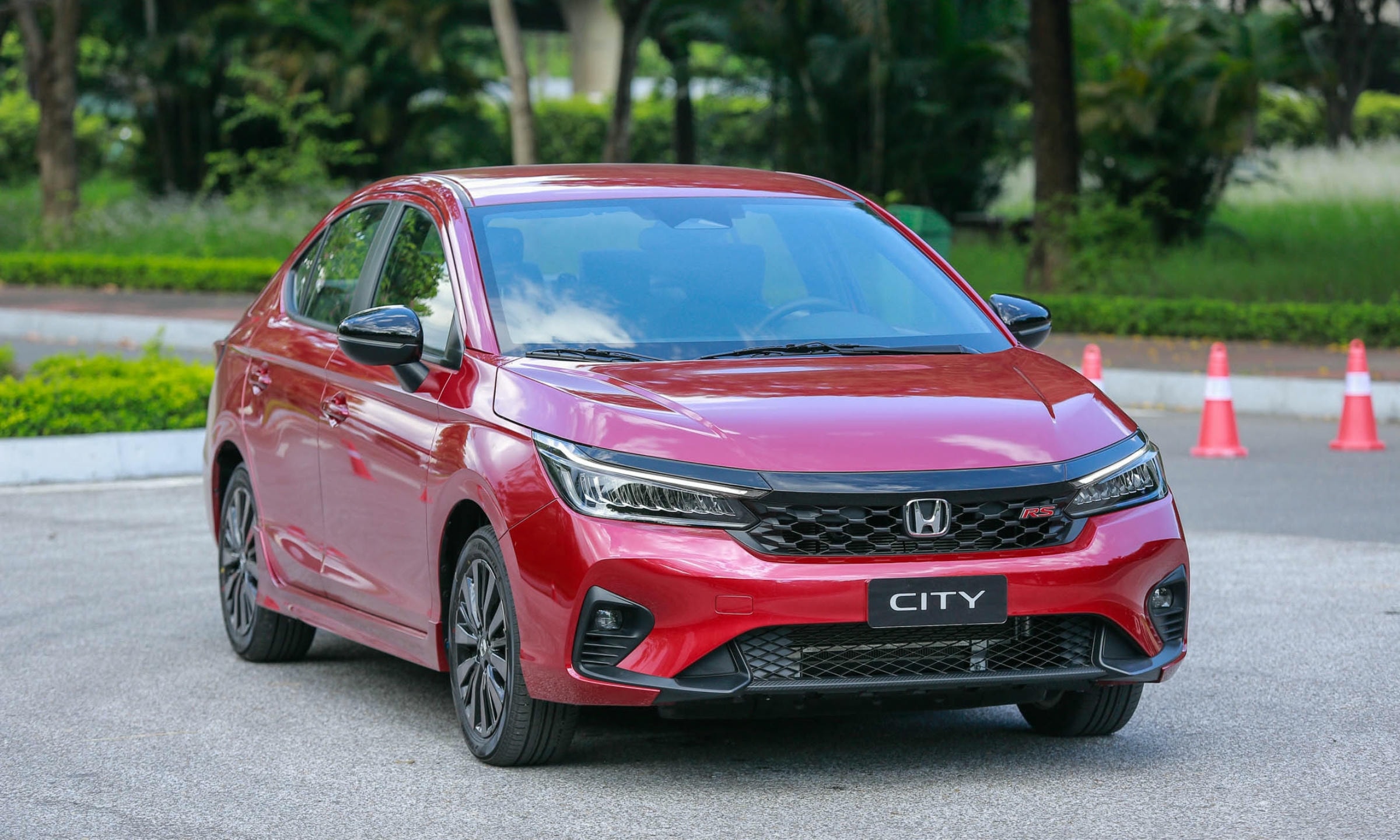 Tin xe trưa 3/5: Honda City hiện có giá lăn bánh cực rẻ, ‘hạ đo ván’ Hyundai Accent và Toyota Vios