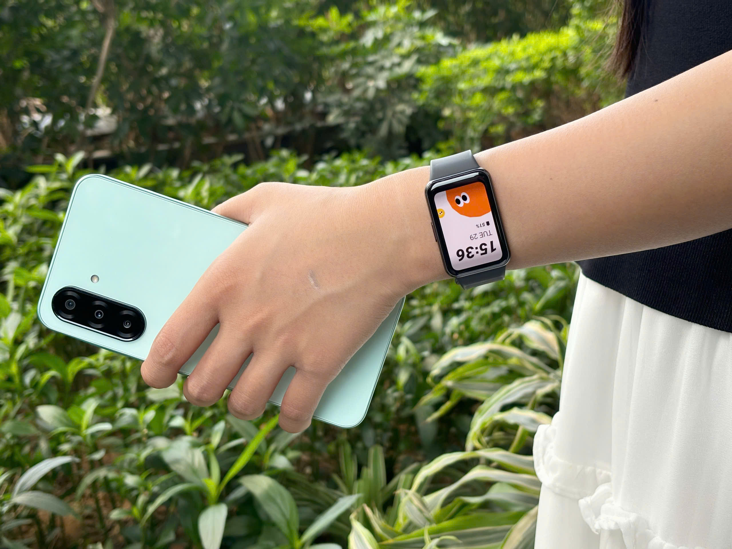 Smartband tốt nhất phân khúc 1 triệu gọi tên Galaxy Fit3: Thiết kế cực trendy, nhiều tính năng sức khỏe hữu ích