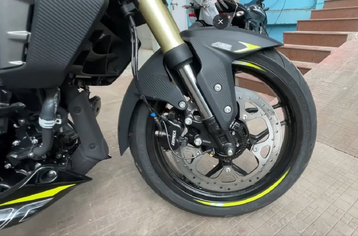 ‘Chiến binh côn tay’ mới giá 52 triệu đồng về đại lý: Dân tình săn đón hơn Honda Winner X và Exciter