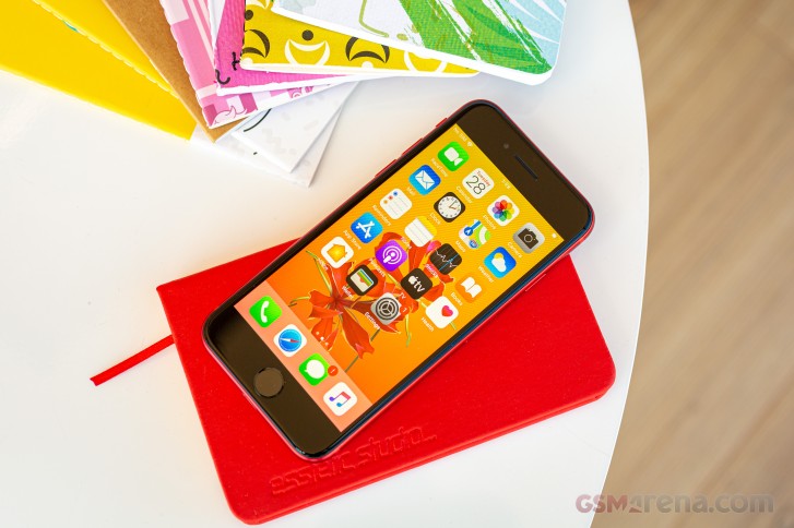 Chỉ hơn 2 triệu, chiếc iPhone này mạnh ngang iPhone 11, có thể so kè với vua tầm trung Galaxy A56