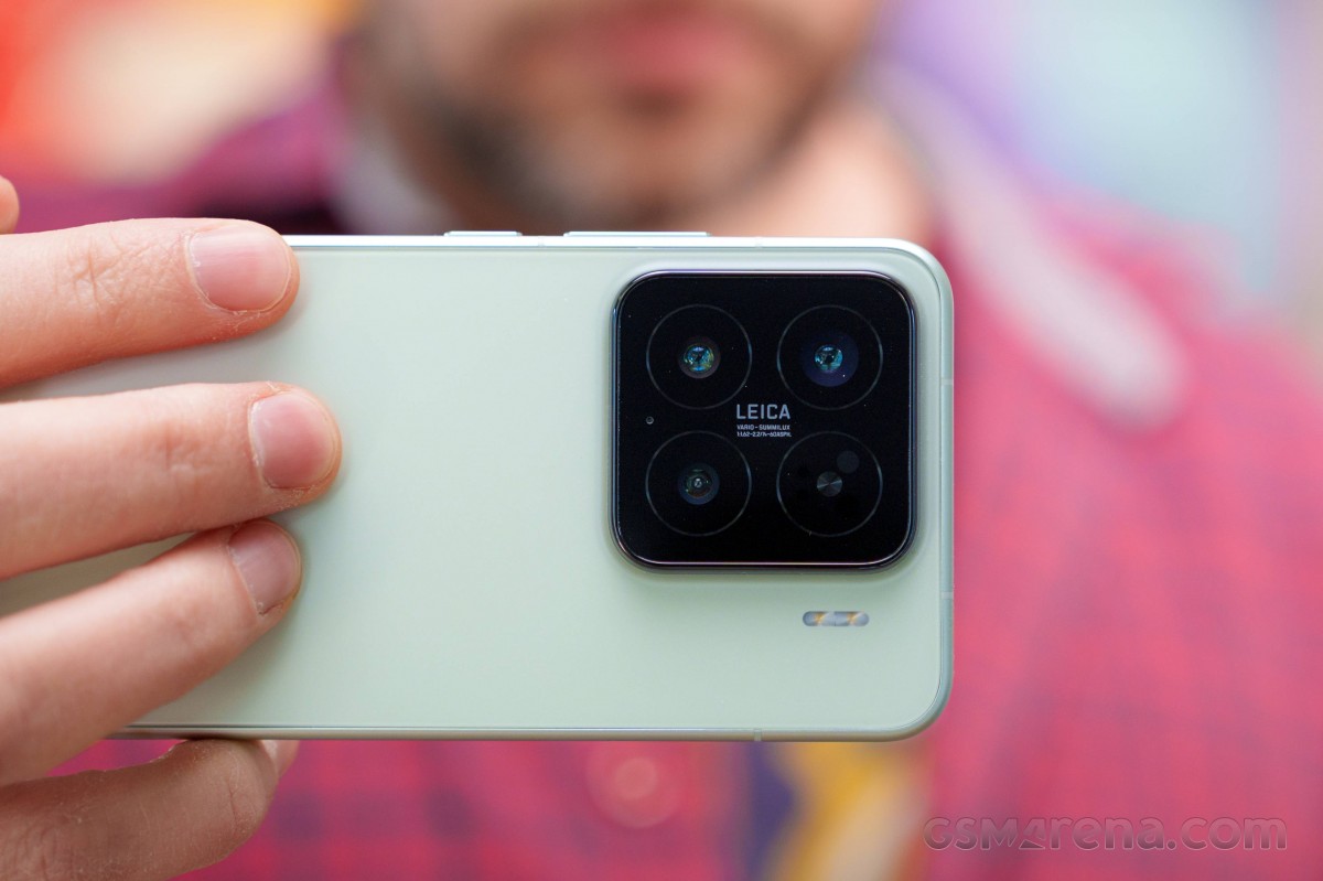 Bảng giá smartphone Xiaomi: Xiaomi 15 Ultra giá siêu dễ mua, Redmi Note 14 Pro vẫn là vua tầm trung