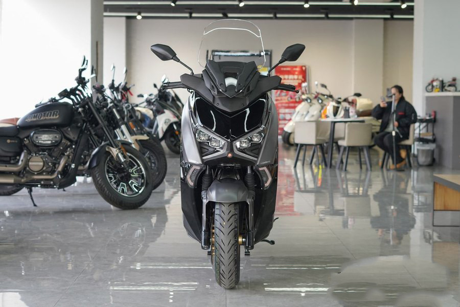 Hạ đo ván Honda SH, ‘vua xe ga’ 150cc mới có ABS 2 kênh ăn đứt Air Blade ra mắt giá 43 triệu đồng