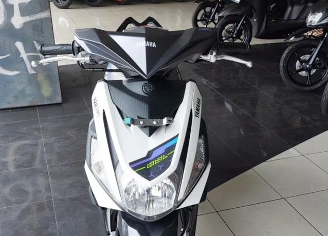 Hạ đo ván Honda SH Mode, ‘vua xe ga’ 125cc mới của Yamaha về đại lý giá 28 triệu đồng rẻ hơn Vision
