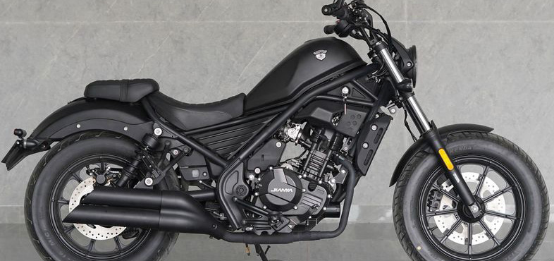 Ra mắt ‘vua côn tay’ mới giá 54 triệu đồng: Khỏe hơn Yamaha Exciter, trang bị át vía Honda Winner X