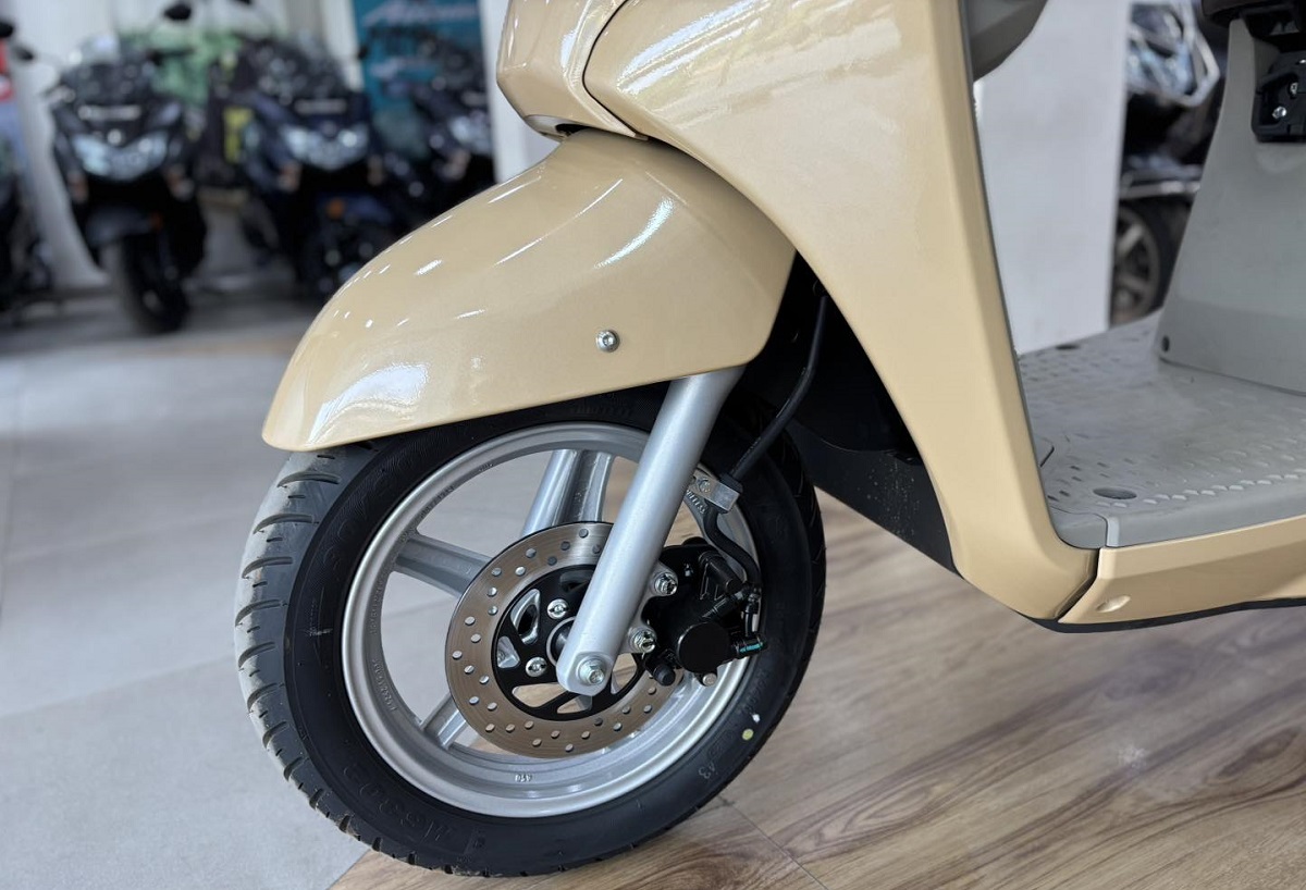 Suzuki chính thức ra mắt ‘vua xe ga’ 125cc mới giá 27 triệu đồng: Hạ đo ván Honda Vision và SH Mode