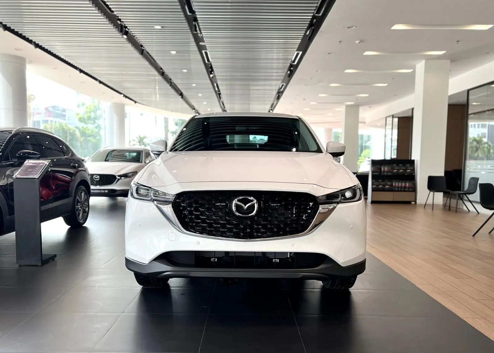 Giá lăn bánh Mazda CX-5 cập nhật mới nhất giữa tháng 5/2025: Rẻ át vía Honda CR-V và Hyundai Tucson