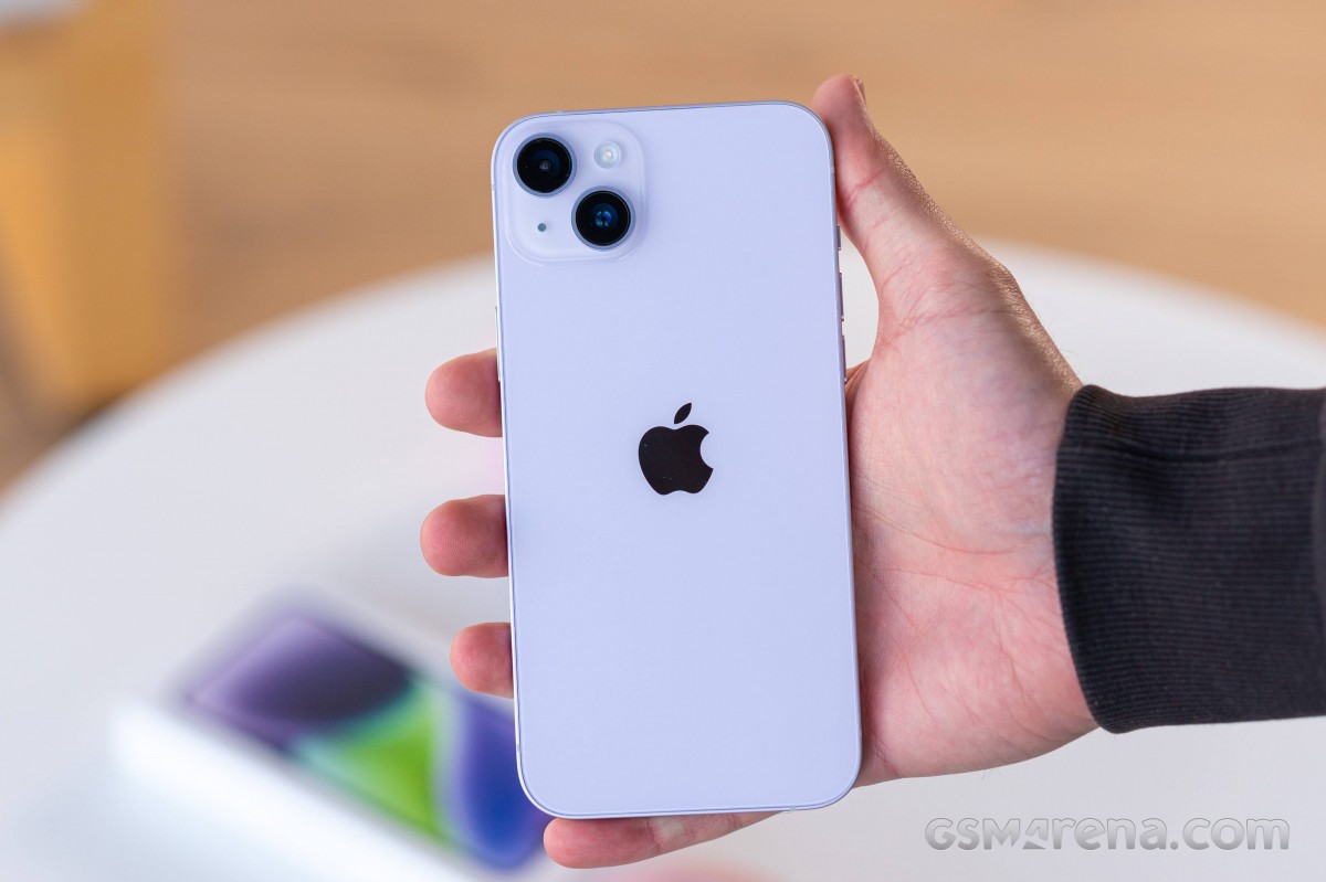 Giá đập hộp iPhone 14 Plus dưới 20 triệu, vẫn là iPhone màn lớn pin trâu giá rẻ nhất, át vía Galaxy S25