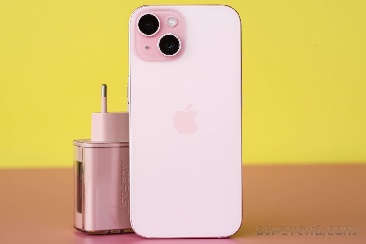 Vua doanh số 2024 iPhone 15 rẻ như bèo cuối tháng 5, dễ lấn lướt iPhone 16 Pro Max, Galaxy S25 Ultra