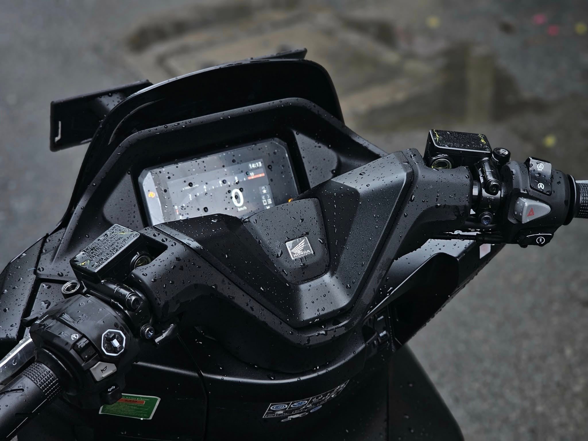 ‘Vua xe ga’ 160cc mới của Honda về đại lý Việt với giá rẻ: Đẹp hơn SH, trang bị át vía Air Blade