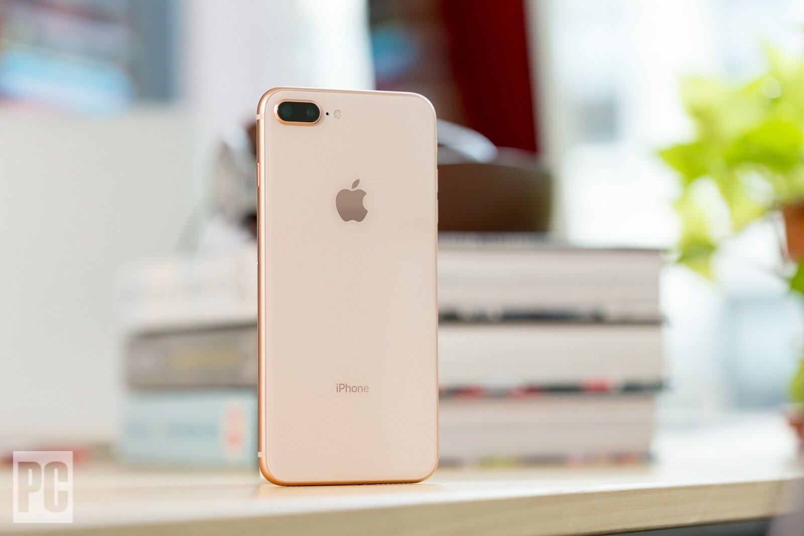 Hai mẫu iPhone giá khoảng 3 triệu đồng chạy mượt, thiết kế đẹp dành cho học sinh, sinh viên 