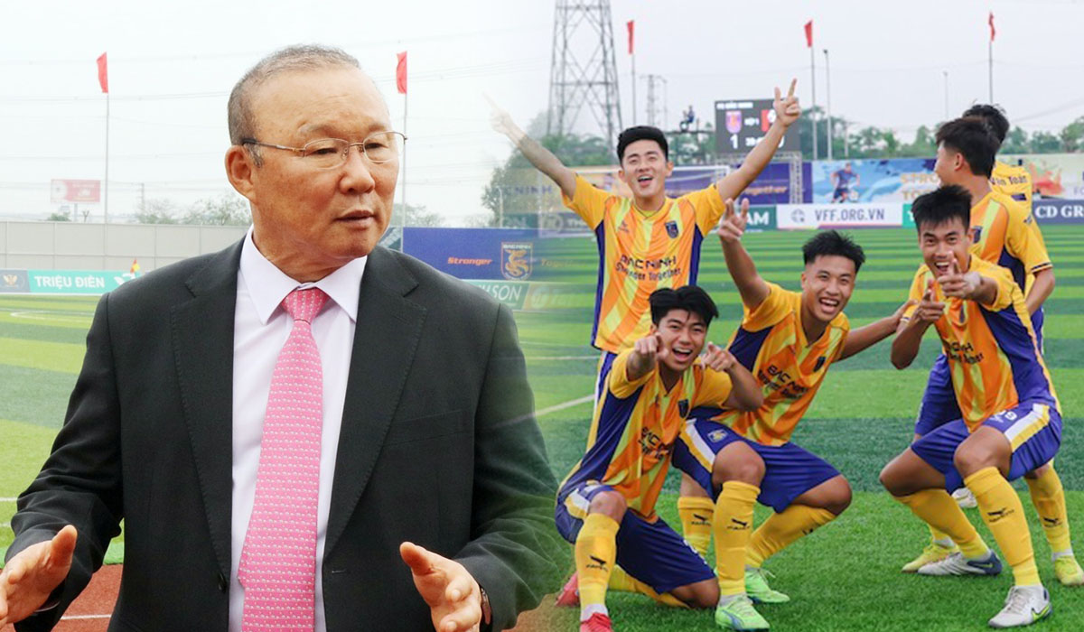 Đội bóng của HLV Park Hang-seo \'tự bắn vào chân\', người hùng World Cup trả giá đắt