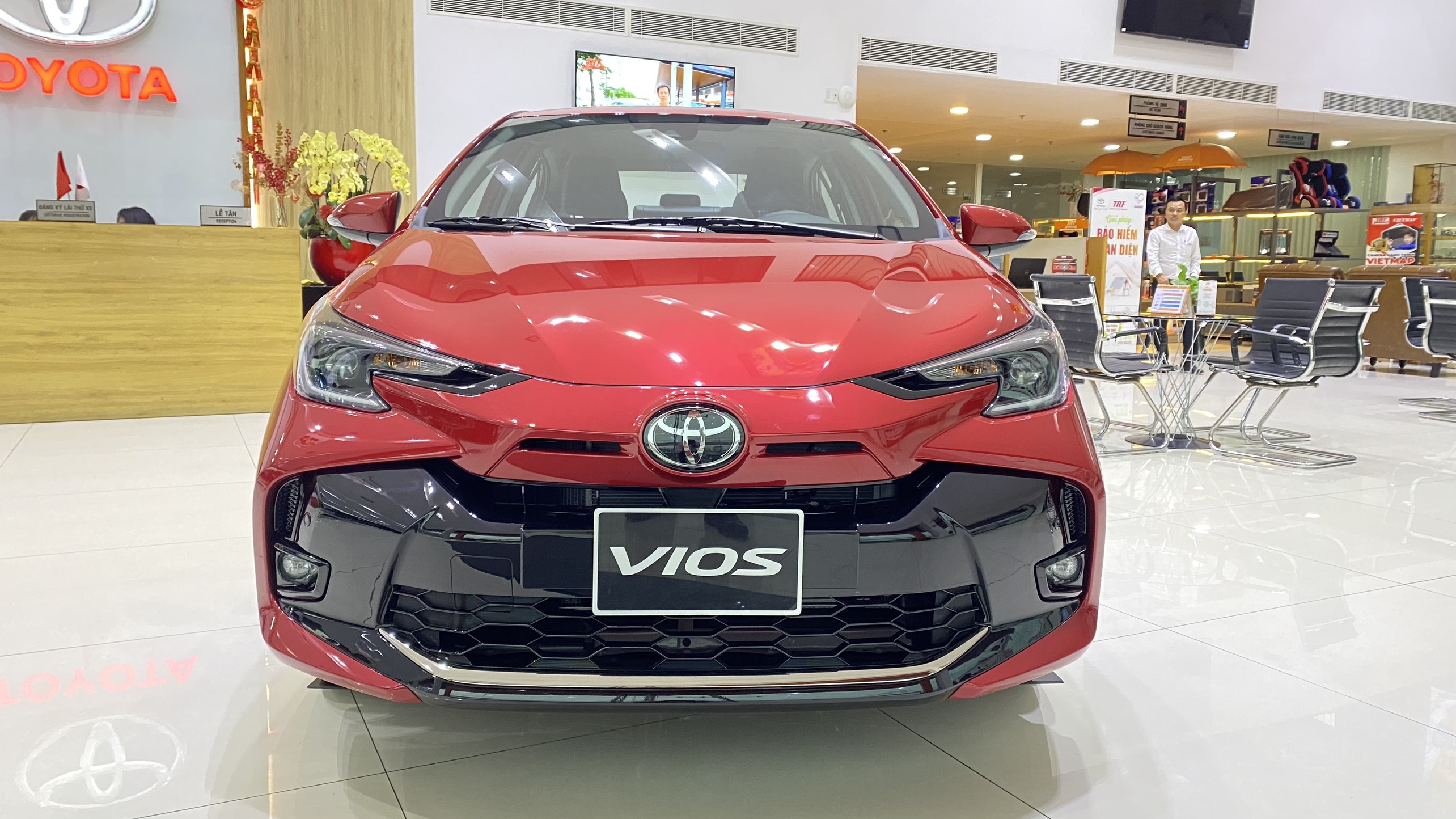Đè bẹp Hyundai Accent và Honda City, Toyota Vios đang có giá lăn bánh ‘rẻ như rau’ cuối tháng 5/2025