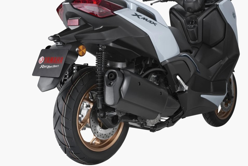 Soán ngôi ‘vua xe ga’ của Honda SH, Yamaha Việt Nam chính thức ra mắt XMAX 300 2025 với giá hấp dẫn