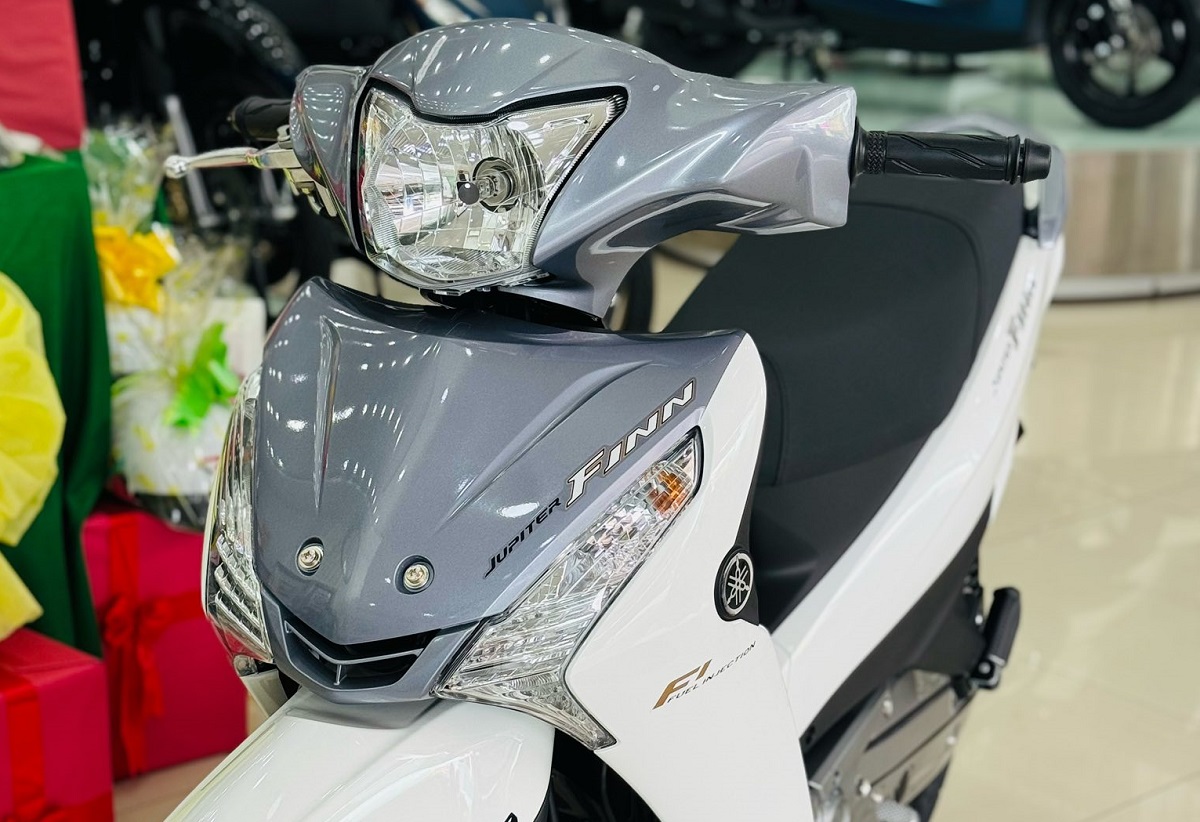 Tin xe máy 3/6: ‘Vua xe số’ 115cc mới của Yamaha về đại lý giá 28 triệu đồng, đại chiến Honda Future