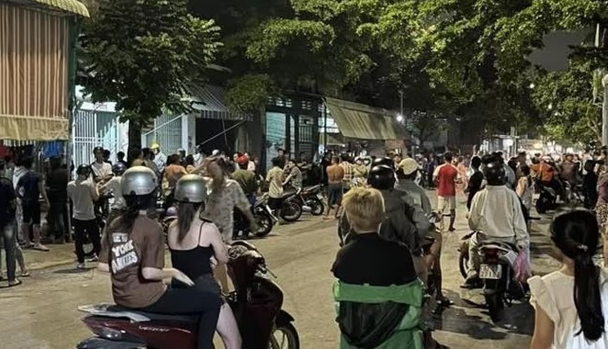 Hiện trường vụ nam thanh niên treo cổ trong phòng trọ ở Bình Dương, hàng xóm tiết lộ dấu hiệu lạ
