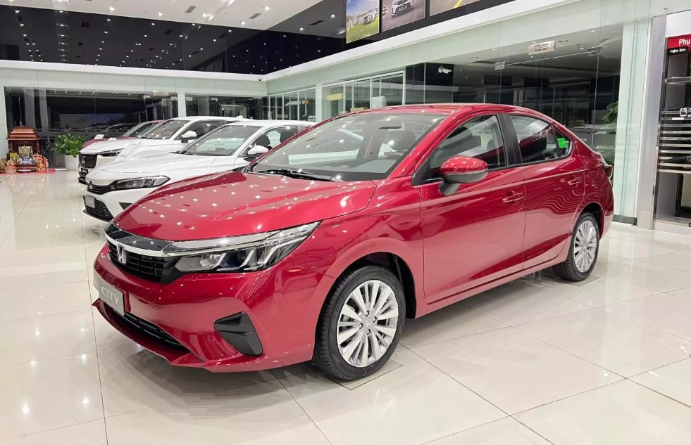 Giá xe Honda City lăn bánh ‘siêu rẻ’ giữa tháng 6/2025, hạ đo ván cả Toyota Vios và Hyundai Accent