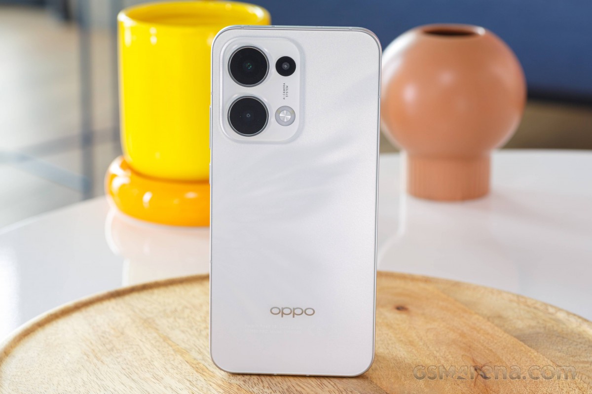OPPO Reno13 5G giá 15 triệu, camera xịn sò như Galaxy S25, AI xịn ngang ngửa iPhone 16