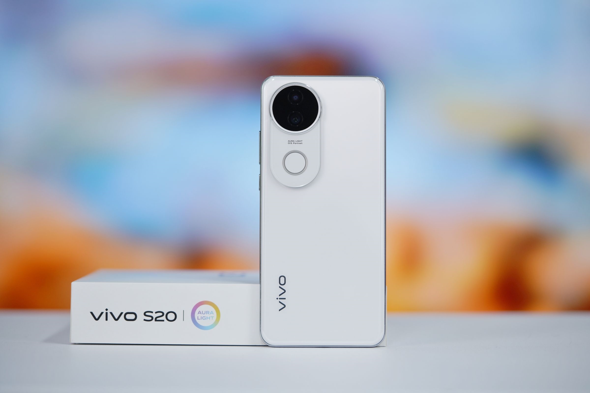 Vivo S20 5G sẵn hàng tại Việt Nam, vua pin trâu, chỉ 6 triệu, pin 6500 mAh áp đảo Galaxy S25 Ultra