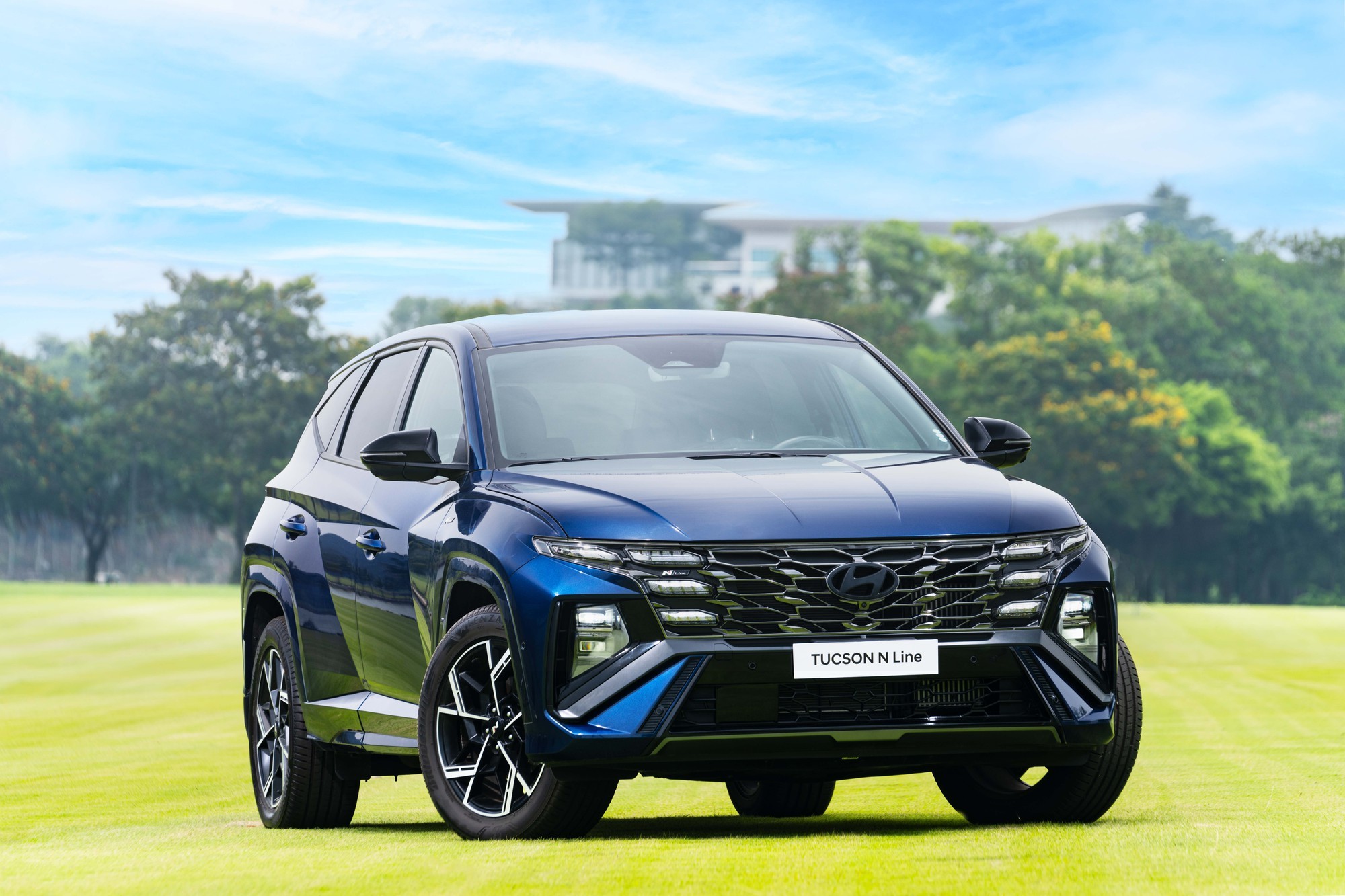 Đả bại Mazda CX-5 và Honda CR-V, Hyundai ra mắt ‘siêu phẩm' SUV cỡ C mới đẹp long lanh, giá hấp dẫn ảnh 2