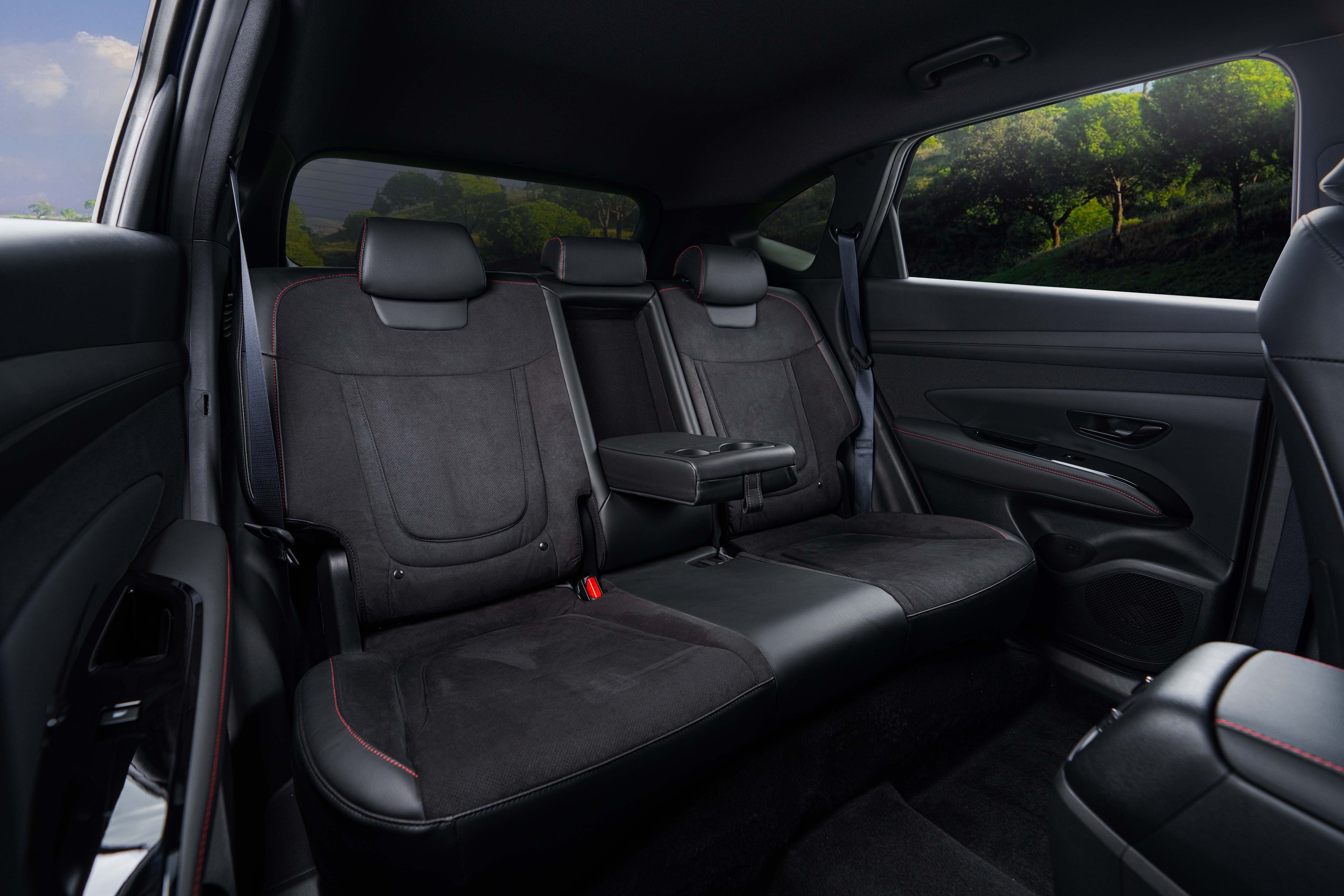 Đả bại Mazda CX-5 và Honda CR-V, Hyundai ra mắt ‘siêu phẩm' SUV cỡ C mới đẹp long lanh, giá hấp dẫn ảnh 8