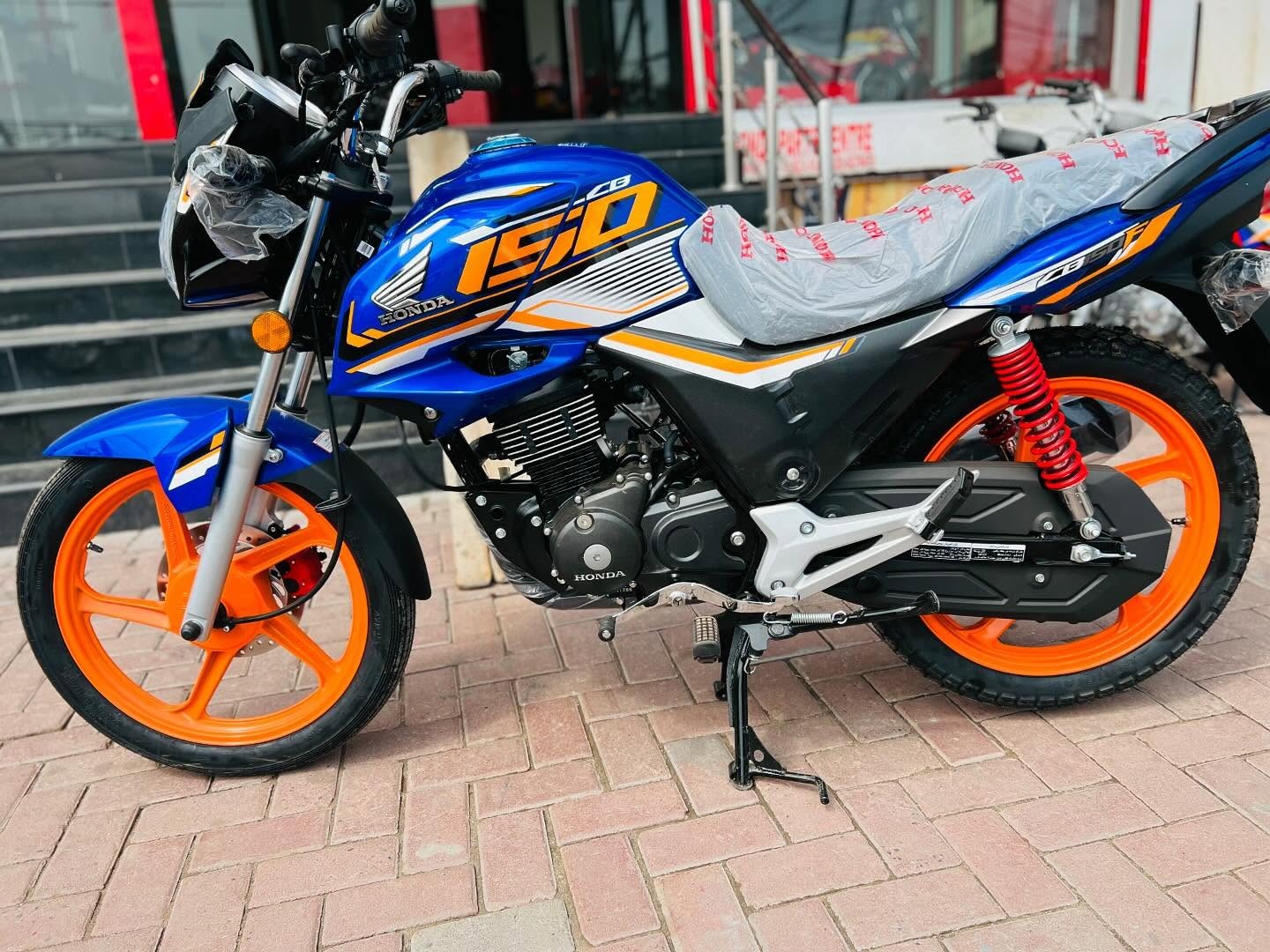 xe-con-tay-honda-2-1750244459.jpg