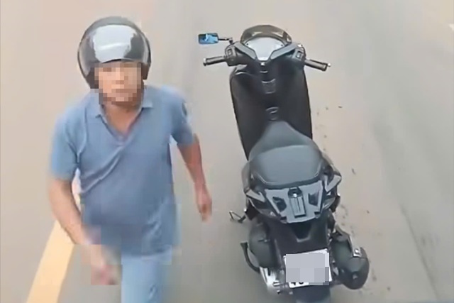 Sau clip chặn đầu ô tô, lớn tiếng ‘biết bố mày là ai không’, người đàn ông được công an mời lên làm việc
