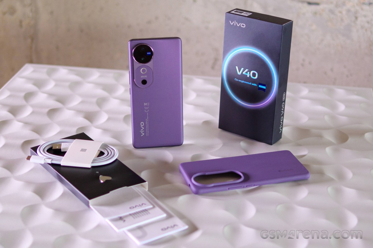 Vua nhiếp ảnh vivo V40 5G giá rẻ hơn cả iPhone 13, pin trâu, AI xịn chấp đẹp iPhone 16, áp đảo Galaxy S25