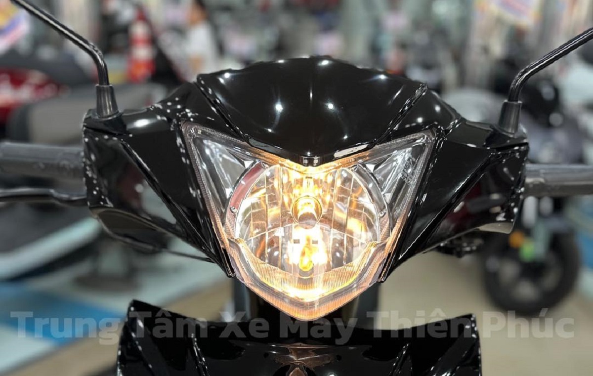 ‘Vua xe số’ mới chính thức về đại lý Việt giá 17,5 triệu đồng: Hạ đo ván Honda Wave Alpha và Future