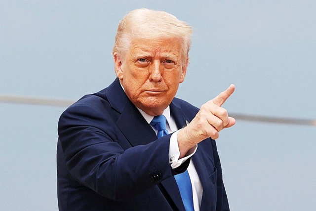 Tổng thống Trump tuyên bố chấn động khi Iran nã 14 tên lửa tấn công căn cứ Mỹ