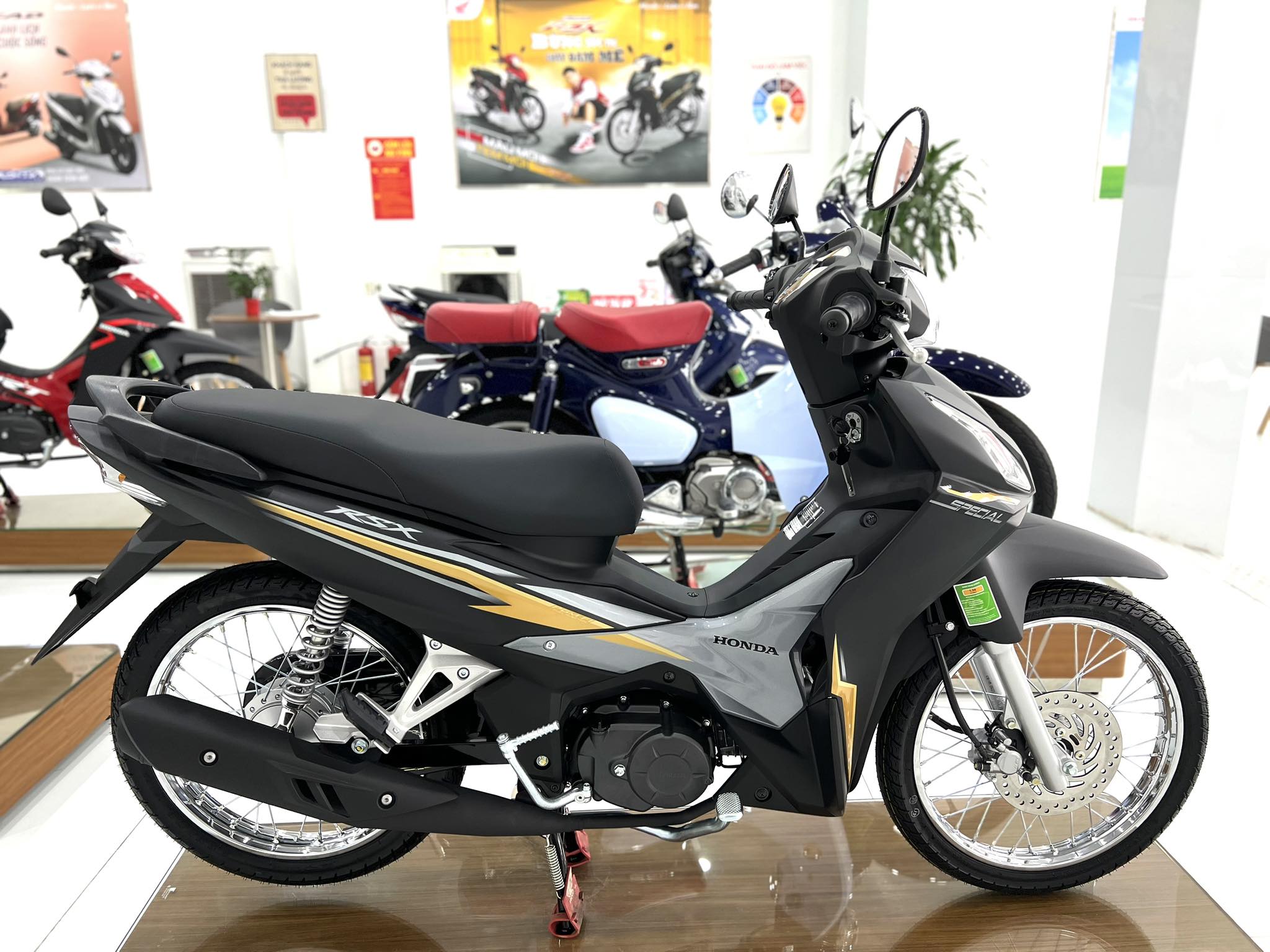 Bảng giá xe Honda Wave RSX FI cuối tháng 6/2025 rẻ như \'bèo\': Hút khách hơn cả Wave Alpha và Future