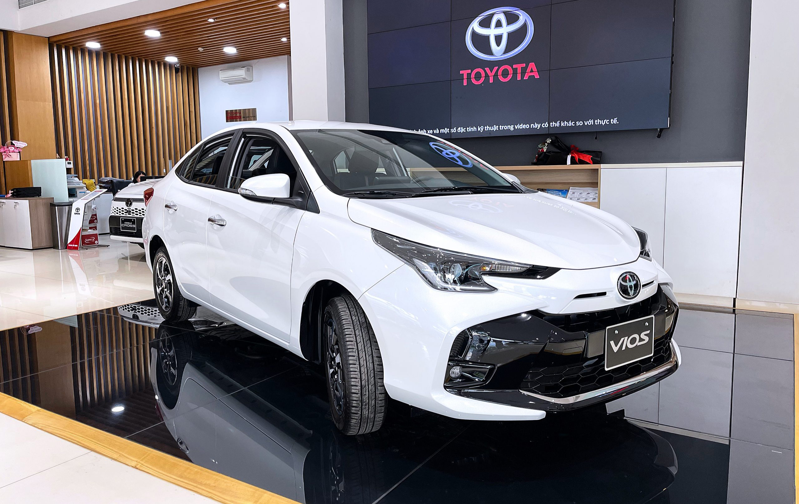 Giá lăn bánh Toyota Vios ‘rẻ giật mình’ cuối tháng 6/2025, ‘đè bẹp’ cả Hyundai Accent và Honda City
