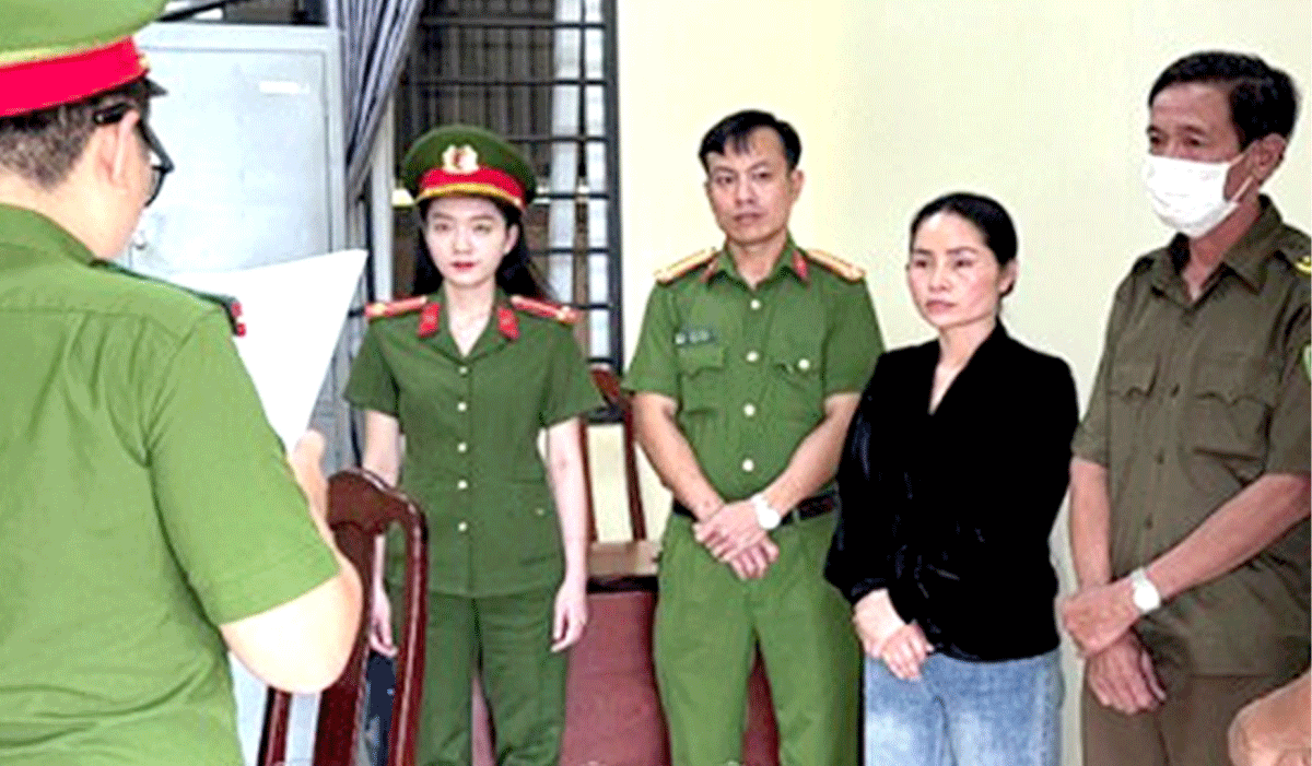 Bắt nữ giám đốc sản xuất và buôn bán hơn 1600 sản phẩm thảo dược giả: Có cả điều trị dạ dày