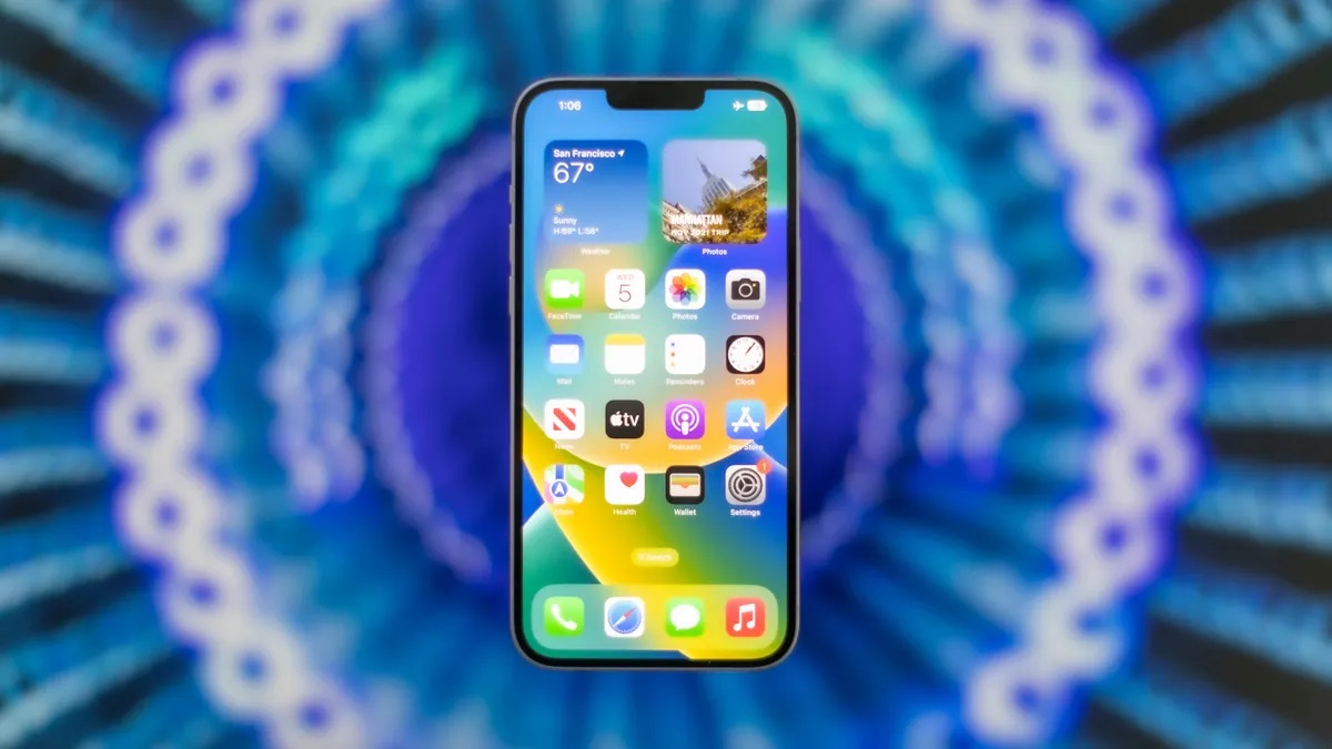 Đây là iPhone tai thỏ màn lớn cuối cùng, giá rẻ bằng nửa iPhone 16 Pro Max, siêu ngon bổ rẻ