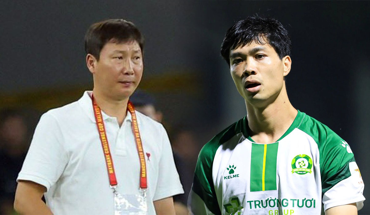Điểm tin BĐVN trưa 1/7: HLV Kim Sang-sik gạch tên hàng loạt cầu thủ; Công Phượng nhận vinh dự lớn