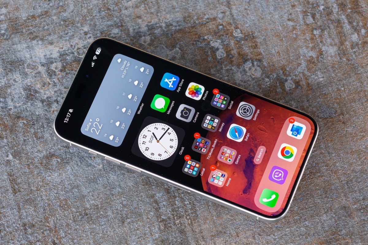 iPhone 15 Pro Max rẻ cháy sàn, trang bị không chênh iPhone 16 Pro Max nhiều tiết kiệm 3 triệu đồng