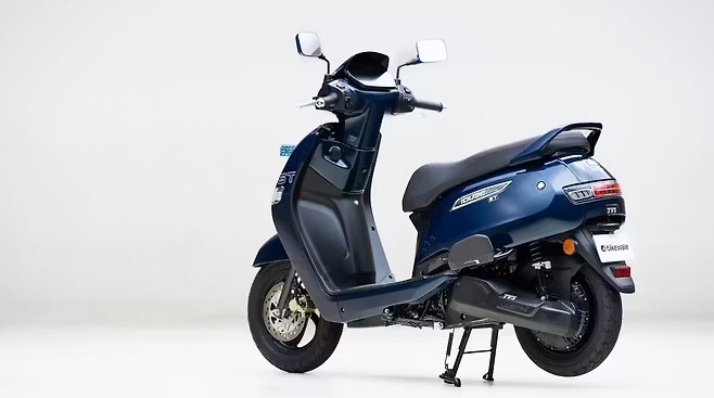 Rẻ hơn Honda Future, ‘kẻ thay thế Vision’ ra mắt với giá chỉ 27 triệu đồng, trang bị lấn át SH Mode ảnh 4