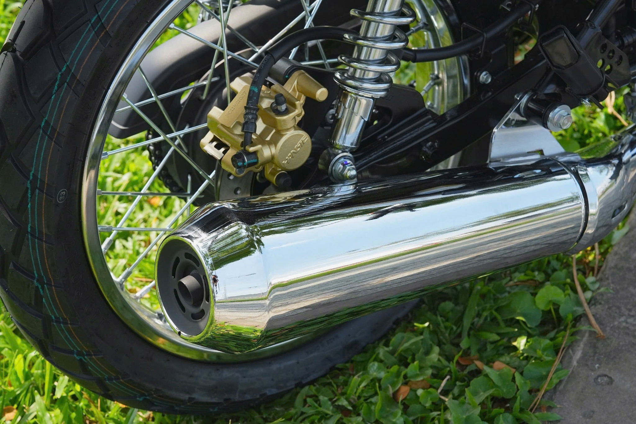 Tin xe máy 4/7: ‘Vua côn tay’ 150cc mới giá 68 triệu đồng của Honda về đại lý, đè bẹp Yamaha Exciter