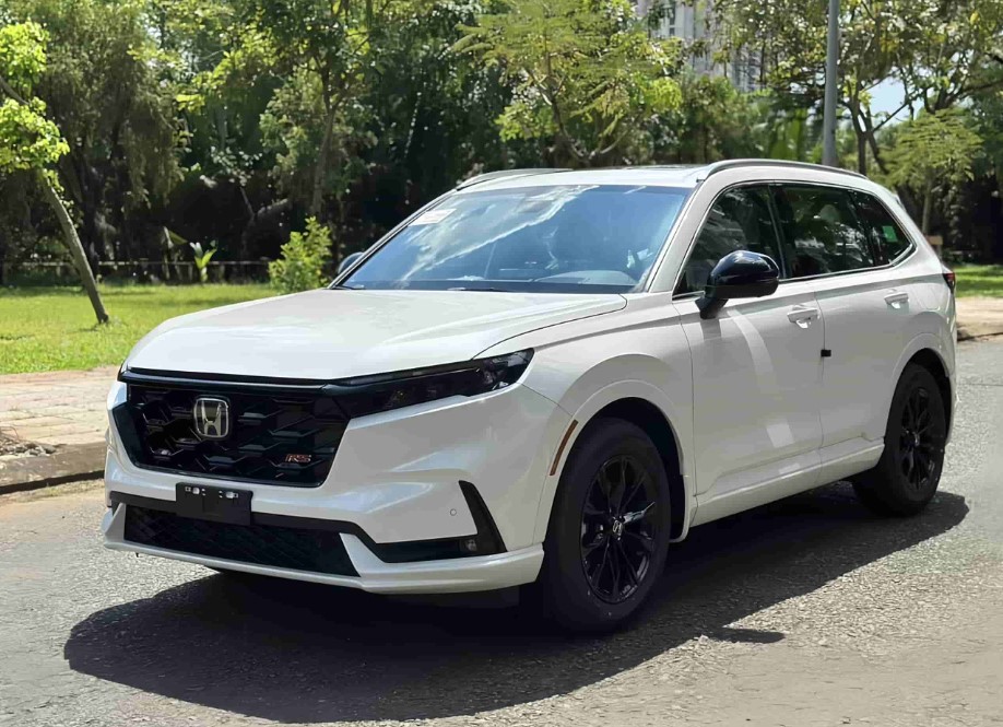 Giá lăn bánh Honda CR-V cập nhật đầu tháng 7/2025 cực rẻ nhờ ưu đãi khủng, soán ngôi Mazda CX-5