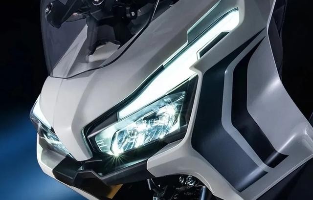 Tin xe trưa 7/7: Dân tình ‘dậy sóng’ vì ‘Honda SH phiên bản đi phượt’ mới sắp ra mắt, giá hứa hẹn rẻ