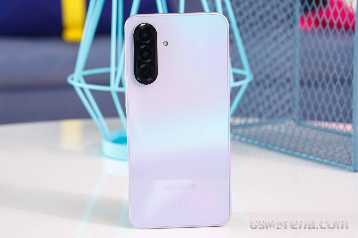 Galaxy A36 5G giá đập hộp từ 6 triệu, vua Android màn lớn tầm trung giá rẻ vẫn ăn đứt iPhone 16