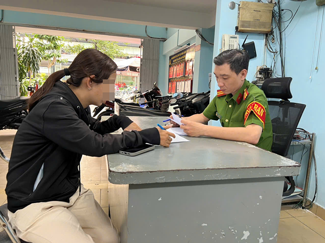 Cái kết \'đắng lòng\' cho người phụ nữ bán xe máy, điện thoại để tiêu xài sau đó trình báo bị cướp