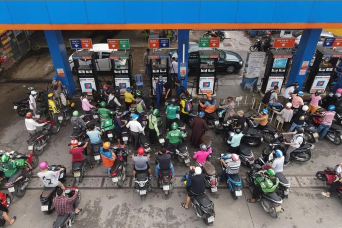Giá xăng dầu hôm nay 12/7: Thị trường \'nóng\' hơn bao bao giờ hết do nguồn cung - cầu bất ổn!