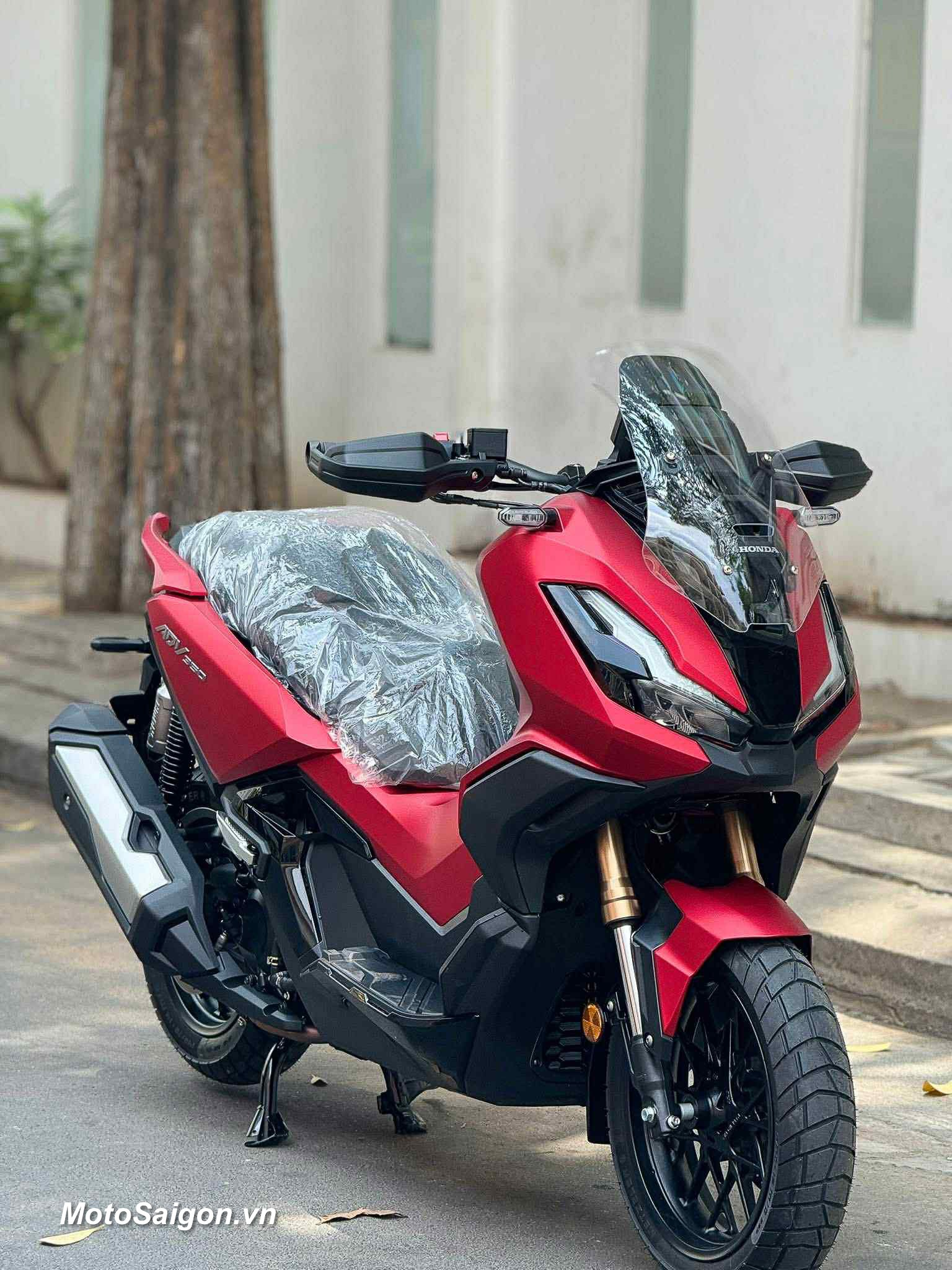 ‘Honda SH phiên bản đi phượt’ mới nhập từ Thái Lan đã cập bến Việt Nam, giá dự kiến cực kỳ hấp dẫn ảnh 1