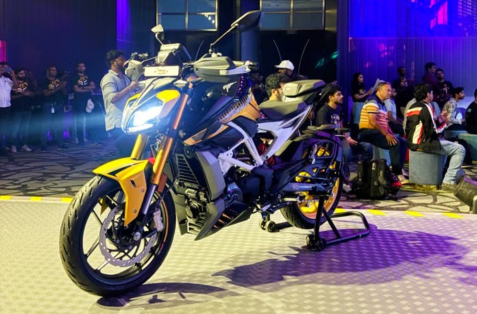 Hạ đo ván Yamaha Exciter và Honda Winner X, ‘vua côn tay’ mới có ABS 2 kênh ra mắt giá 64 triệu đồng