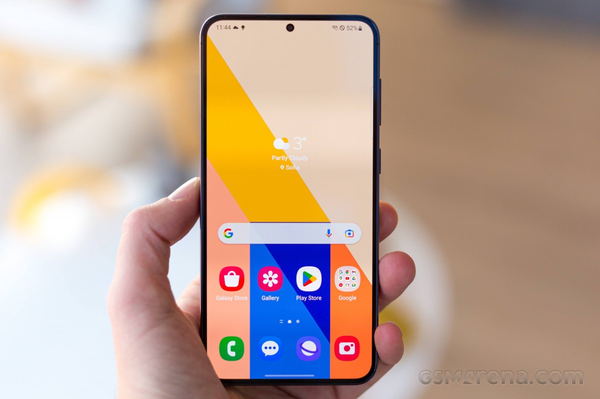 Galaxy S23 Plus siêu rẻ kỷ lục, giá dưới 10 triệu, có trang bị ngang iPhone 16 Pro Max nhưng rẻ hơn