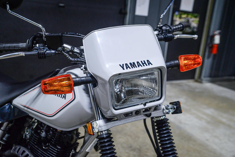 Yamaha chính thức ra mắt ‘huyền thoại côn tay’ 195cc mới chất hơn Honda Winner X và Exciter, giá mềm