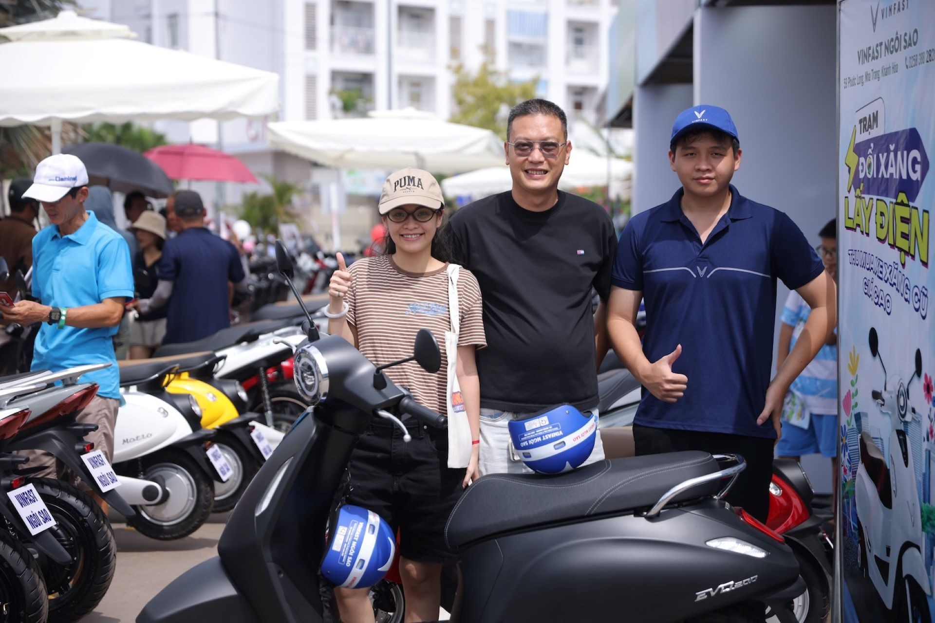 ‘Đại hội đổi xăng lấy điện’ bùng nổ 3 miền: Khách xếp hàng lái thử, chốt đơn với loạt ưu đãi lớn ảnh 5