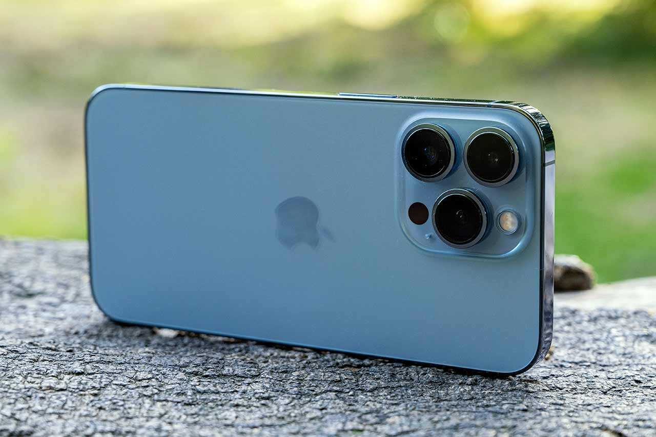 Đây là mẫu iPhone màn 120Hz Pro giá rẻ nhất Việt Nam, xịn hơn iPhone 16, dễ mua hơn hẳn iPhone 12