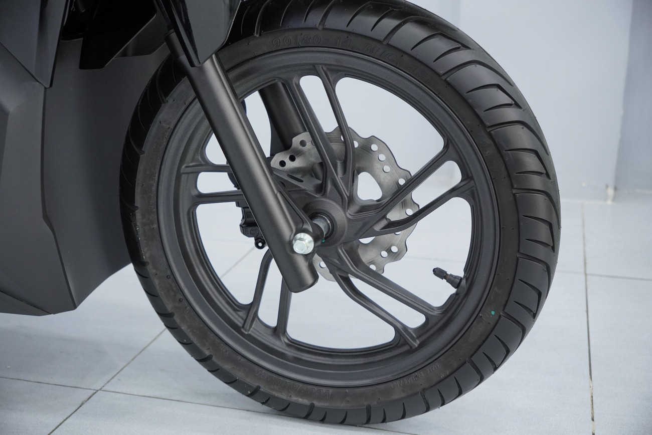 Honda Vario mới giá 39 triệu đồng về Việt Nam với màu đẹp chưa từng có, trang bị so kè Air Blade ảnh 5